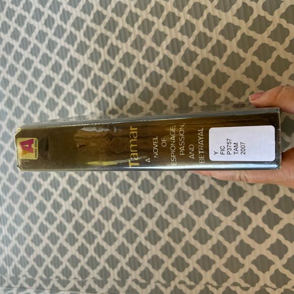 Tamar by Mal Peet Hardcover Book Pre-Loved - Picture 5 of 6